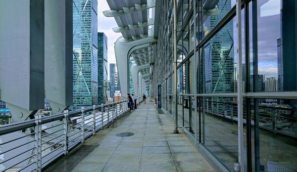 Fabricant de garde-corps en inox : l'excellence sur mesure